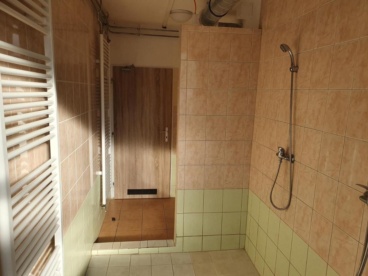 Ubytovna Koky Klášterec nad Ohří Exterior foto